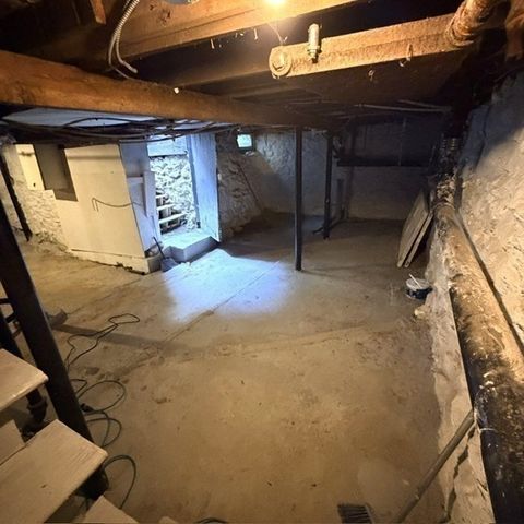 12 Ryefield Rd, Fitchburg, MA 01420