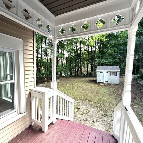 12 Ryefield Rd, Fitchburg, MA 01420
