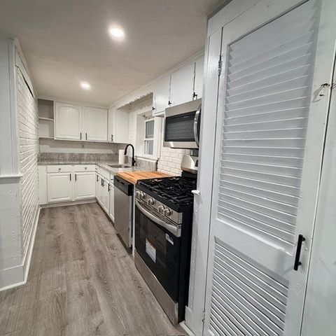 12 Ryefield Rd, Fitchburg, MA 01420
