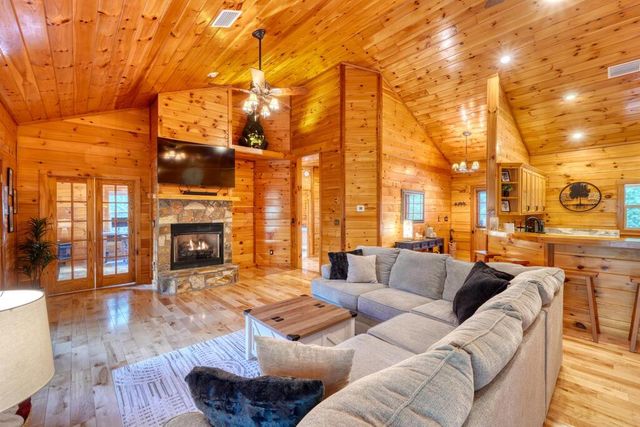 66 Huntington Circle, Murphy, NC 28906