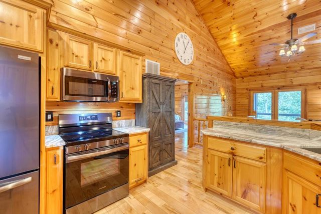 66 Huntington Circle, Murphy, NC 28906