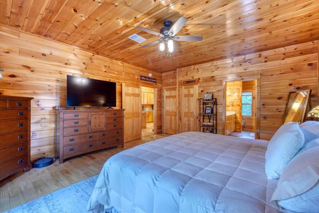 66 Huntington Circle, Murphy, NC 28906