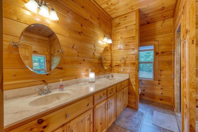 66 Huntington Circle, Murphy, NC 28906