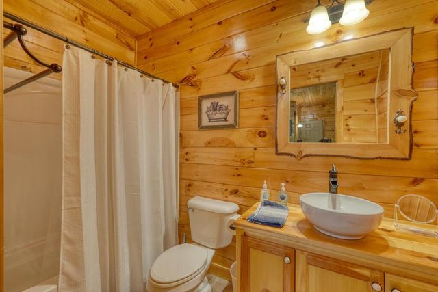 66 Huntington Circle, Murphy, NC 28906