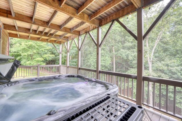 66 Huntington Circle, Murphy, NC 28906