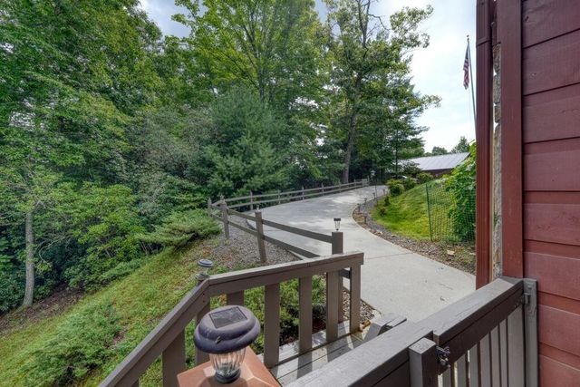 66 Huntington Circle, Murphy, NC 28906