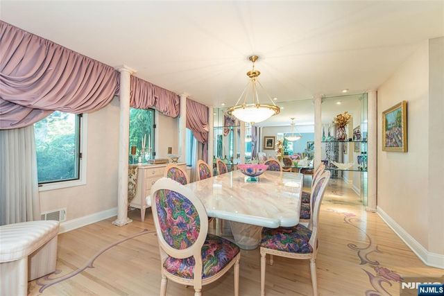 15 McDonough Place, Caldwell, NJ 07006