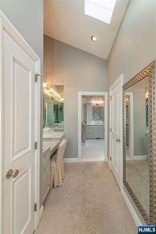 15 McDonough Place, Caldwell, NJ 07006