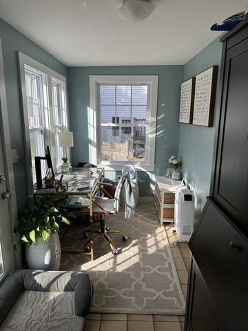 44 Mount Vernon St, Peabody, MA 01960