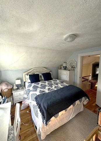 44 Mount Vernon St, Peabody, MA 01960