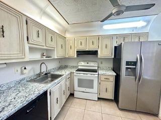 2861 Somerset Dr 312, Lauderdale Lakes, FL 33311