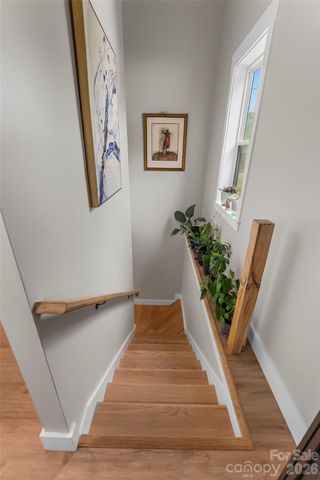 1 Little Oak Road, Leicester, NC 28748