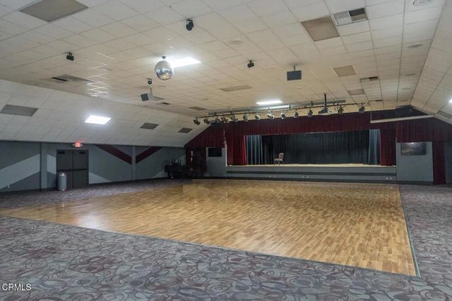 33107 Village 33, Camarillo, CA 93012