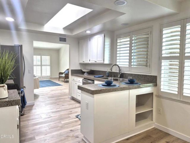 33107 Village 33, Camarillo, CA 93012