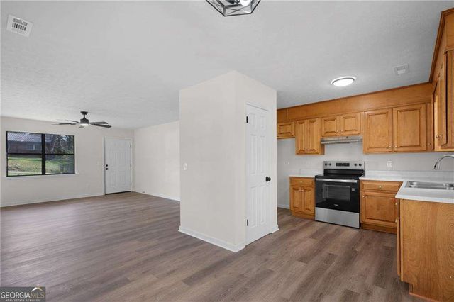 184 Ivey Drive NW, Calhoun, GA 30701