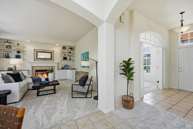 366 Breeden St, Santa Rosa, CA 95409