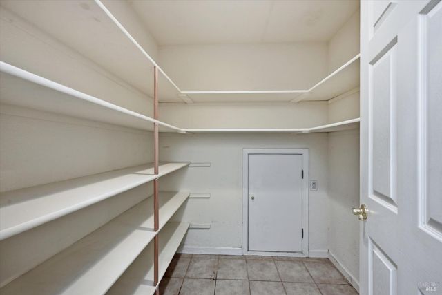 366 Breeden St, Santa Rosa, CA 95409