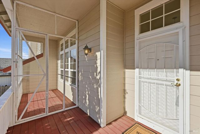 366 Breeden St, Santa Rosa, CA 95409