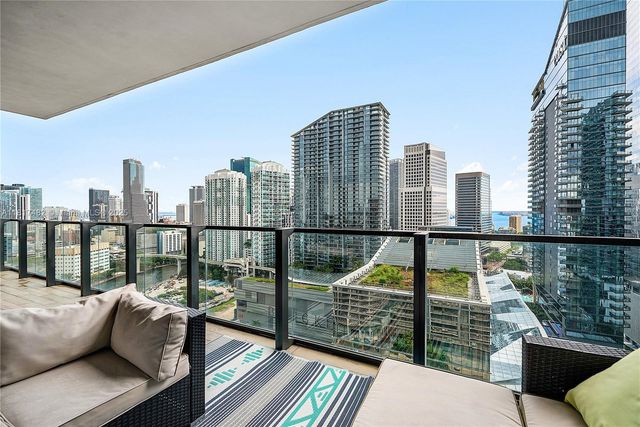 88 SW 7th St 2209, Miami, FL 33130