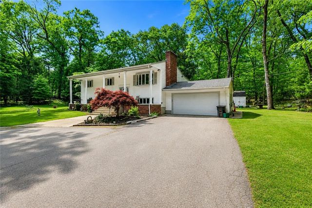 77 Pine Hill Avenue, Johnston, RI 02919