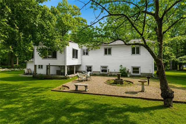 77 Pine Hill Avenue, Johnston, RI 02919