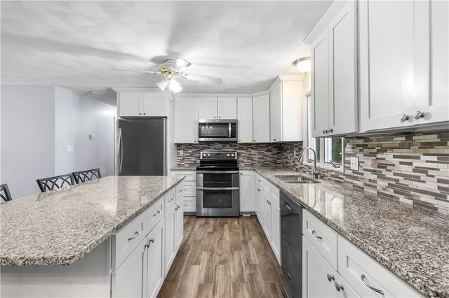 77 Pine Hill Avenue, Johnston, RI 02919