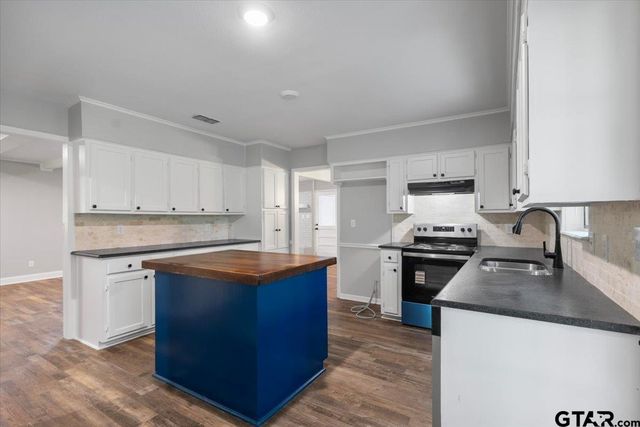 114 Forest South Drive, Whitehouse, TX 75791