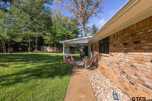 114 Forest South Drive, Whitehouse, TX 75791
