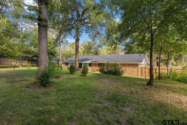 114 Forest South Drive, Whitehouse, TX 75791