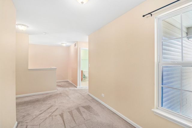 306 Remington Drive, St. Charles, IL 60175