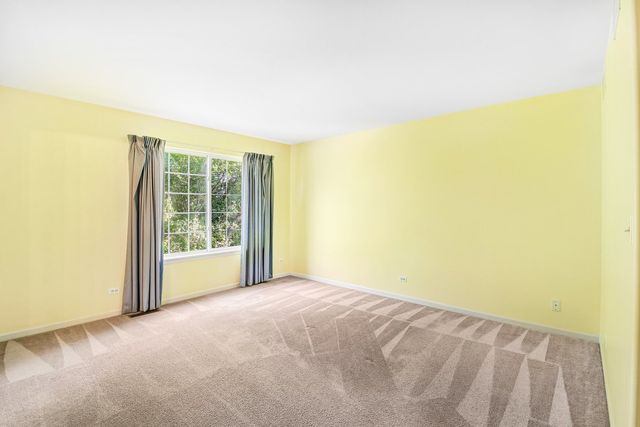 306 Remington Drive, St. Charles, IL 60175