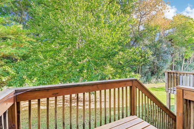 306 Remington Drive, St. Charles, IL 60175