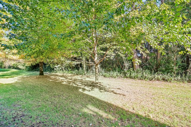 306 Remington Drive, St. Charles, IL 60175