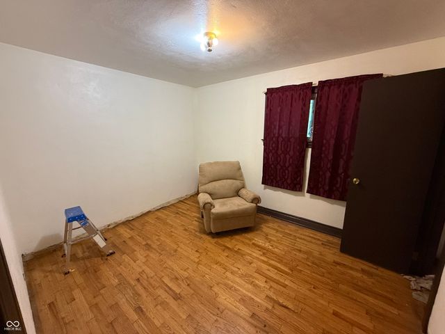 1227 W 9th Street, Anderson, IN 46016