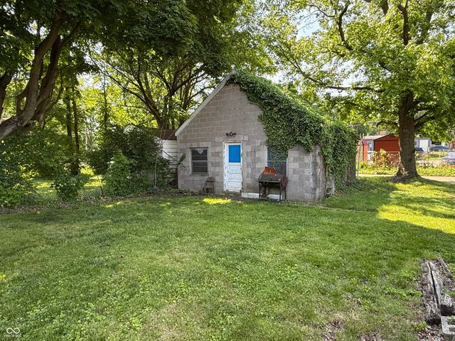 1227 W 9th Street, Anderson, IN 46016