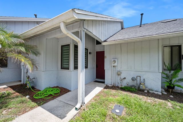 101 N Hill Ave Apt 5, Deland, FL 32724