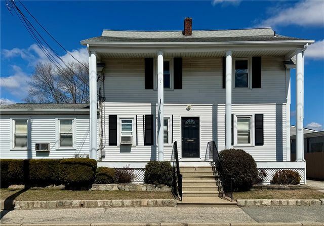 368 Beverage Hill Avenue, Pawtucket, RI 02861