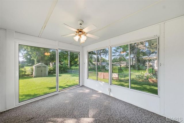 860 Flora Lane, Florissant, MO 63031