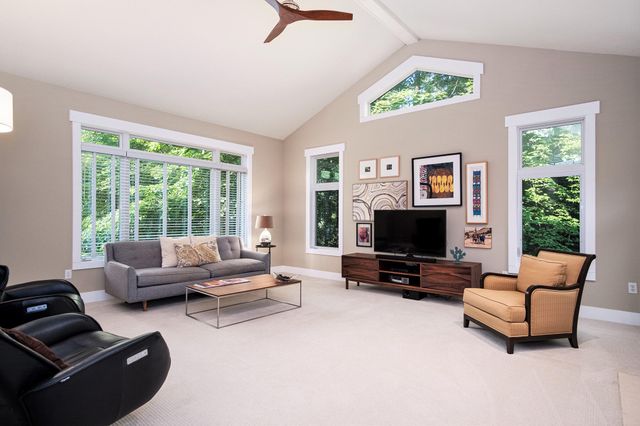 7751 Austinridge Drive SE, Caledonia, MI 49316