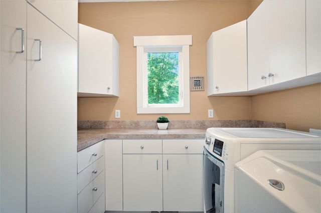 7751 Austinridge Drive SE, Caledonia, MI 49316