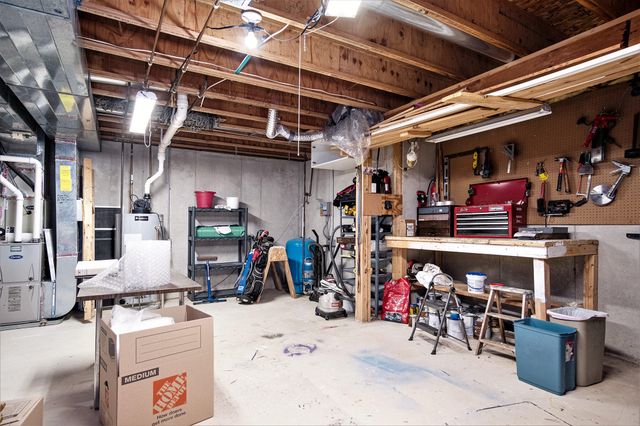 7751 Austinridge Drive SE, Caledonia, MI 49316