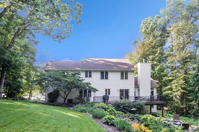 7751 Austinridge Drive SE, Caledonia, MI 49316