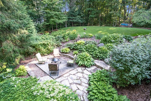 7751 Austinridge Drive SE, Caledonia, MI 49316
