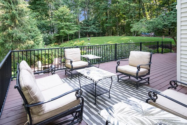 7751 Austinridge Drive SE, Caledonia, MI 49316