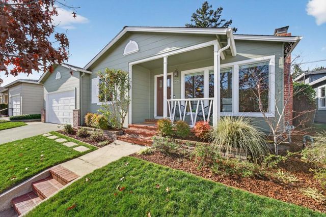 2234 Roosevelt Avenue, Redwood City, CA 94061