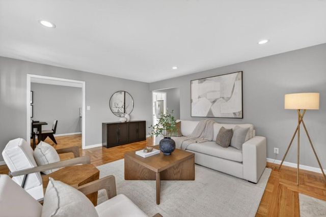 2234 Roosevelt Avenue, Redwood City, CA 94061