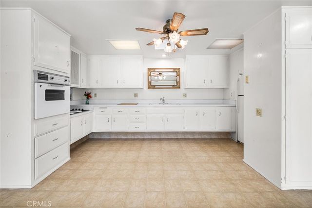 13660 Annandale Drive 21J M1, Seal Beach, CA 90740
