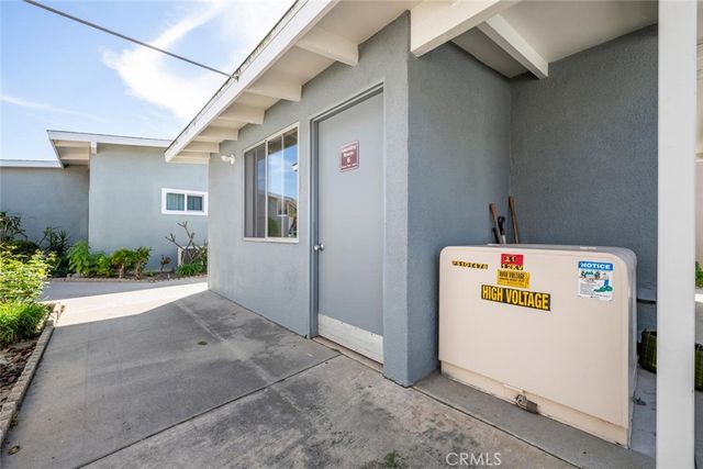 13660 Annandale Drive 21J M1, Seal Beach, CA 90740