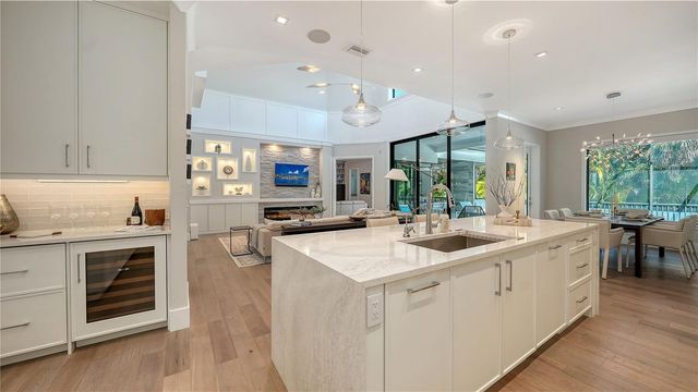 575 S SPOONBILL DRIVE, Sarasota, FL 34236