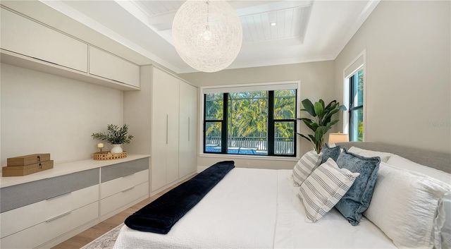 575 S SPOONBILL DRIVE, Sarasota, FL 34236